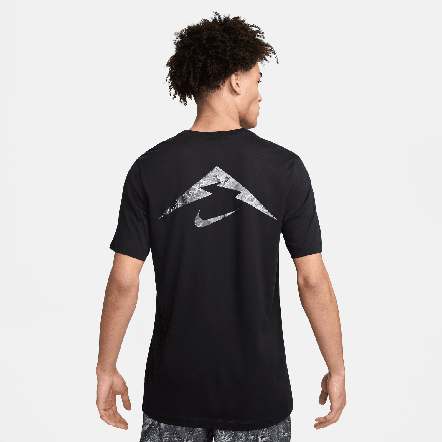 Tee shirt nike noir shop