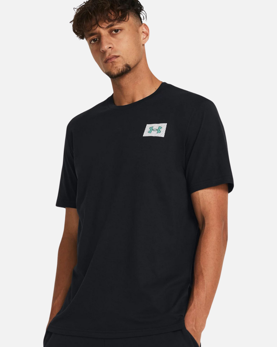 T-Shirt Under Armour Color Block Logo auf der linken Brust – Noir