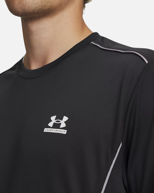 ua tech sport short sleeve-blk {Color} - Footkorner