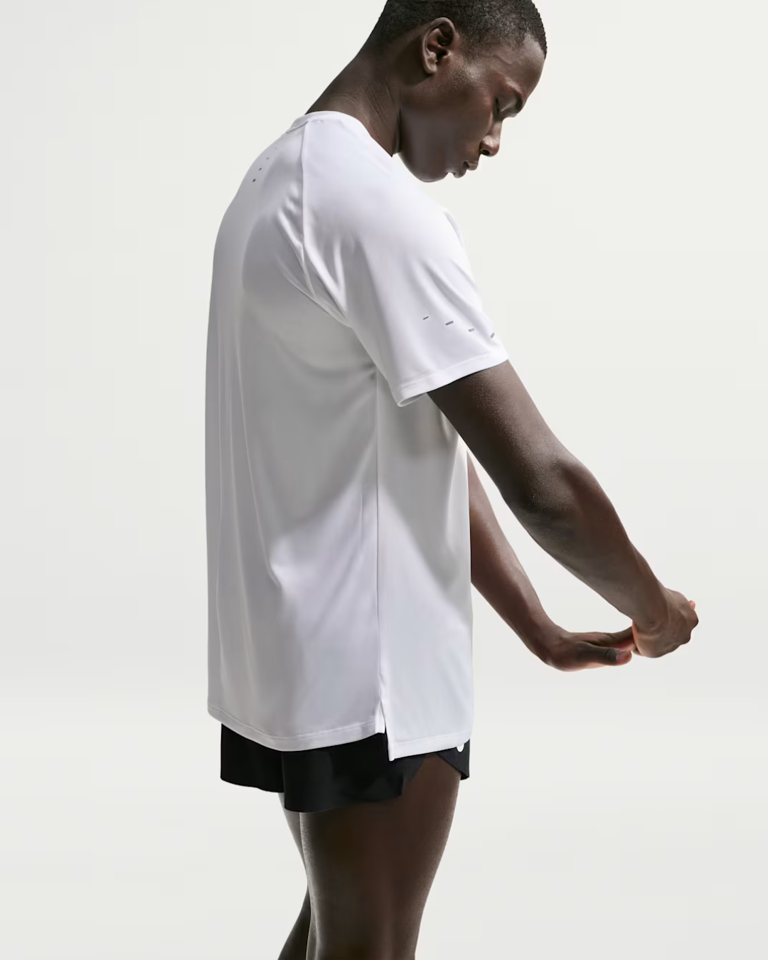 FootkornerNike Stride T-Shirt - Weiß