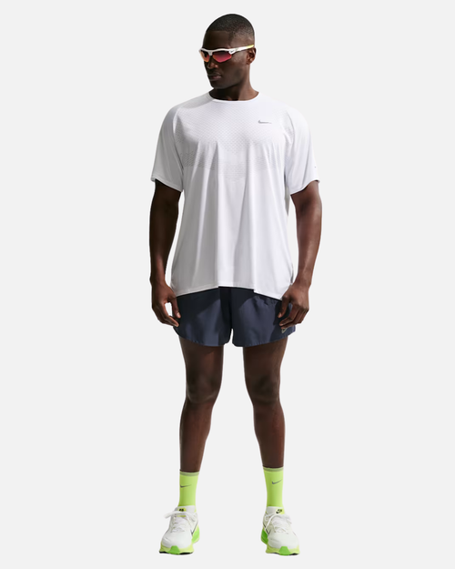 Nike Stride T-Shirt - Weiß - Footkorner