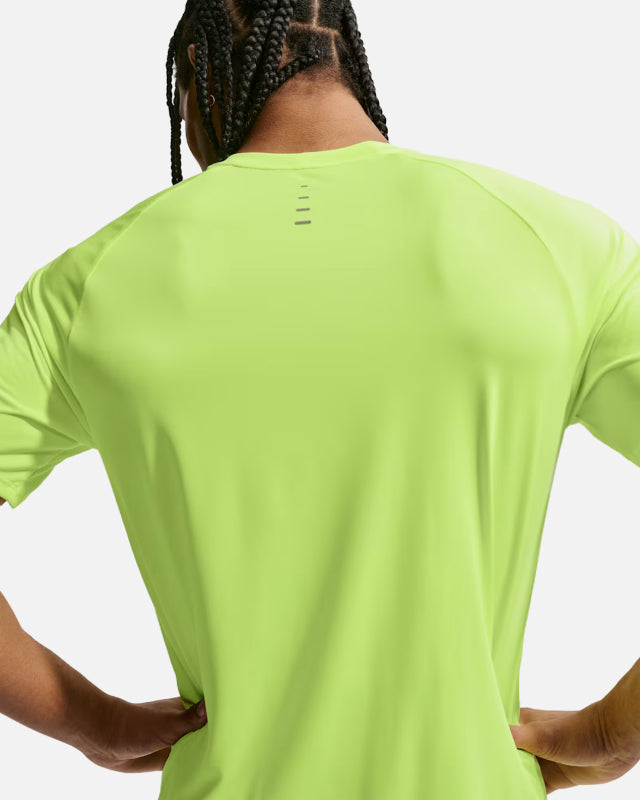 FootkornerT-sihrt Nike Stride - Jaune