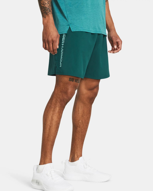 Pantalones cortos Under Armour Woven Wordmark - Verde - Footkorner