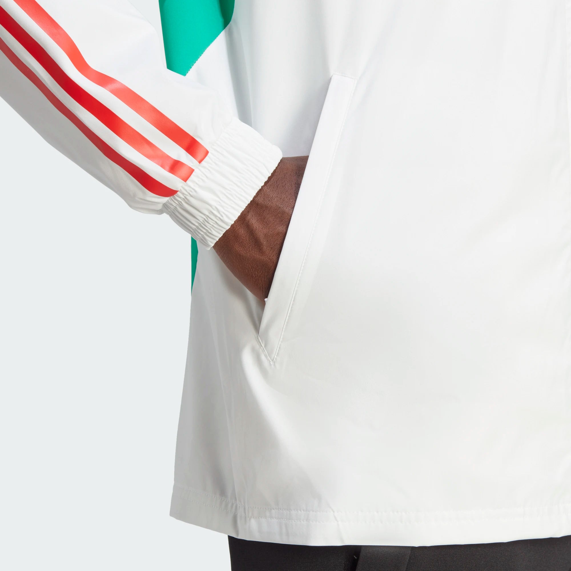 FootkornerManchester United Windjacke 2023/2024 – Weiß/Rot/Grün