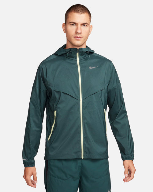 Giacca a vento Nike Running Windrunner - Verde - Footkorner