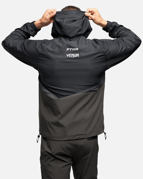 Veste FK x Venum Core Attack - Schwarz - Footkorner