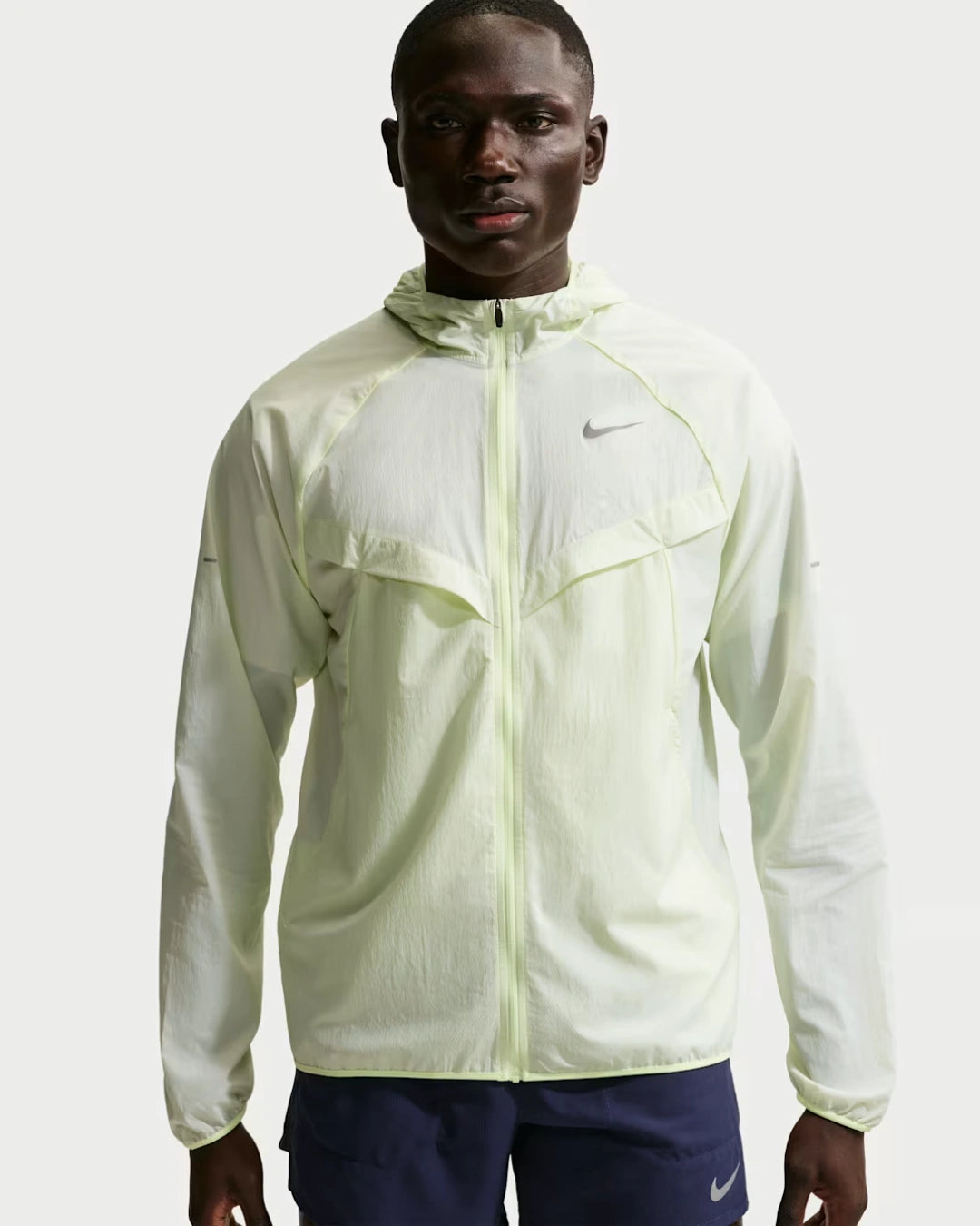 FootkornerChaqueta Nike Running Stride - Verde