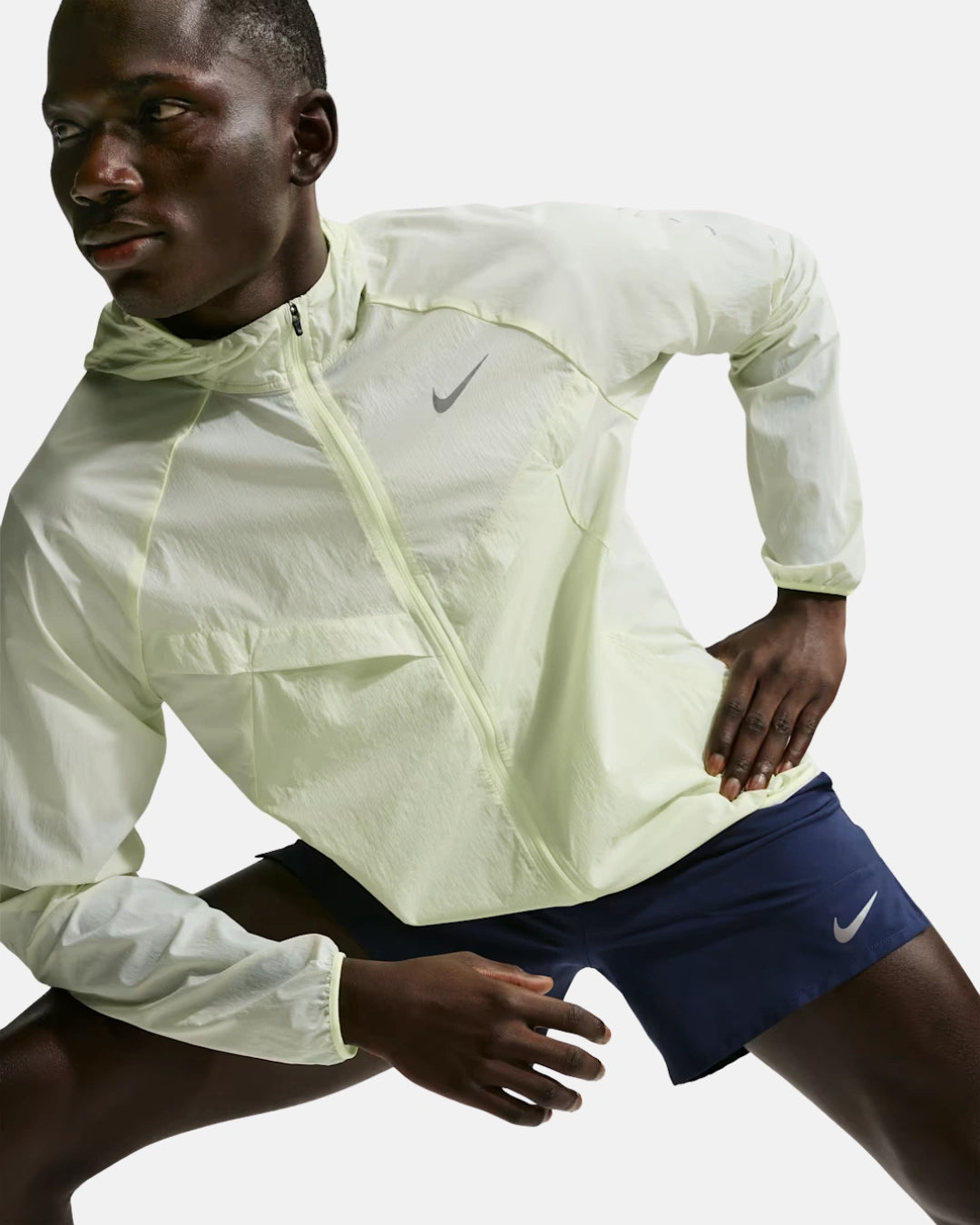FootkornerChaqueta Nike Running Stride - Verde