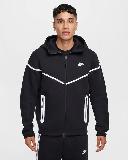 Veste Nike Tech Fleece Windrunner - Noir/Argent - Footkorner