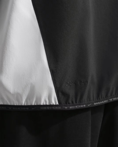 Veste Nike Tech Helios - Noir/Blanc - Footkorner