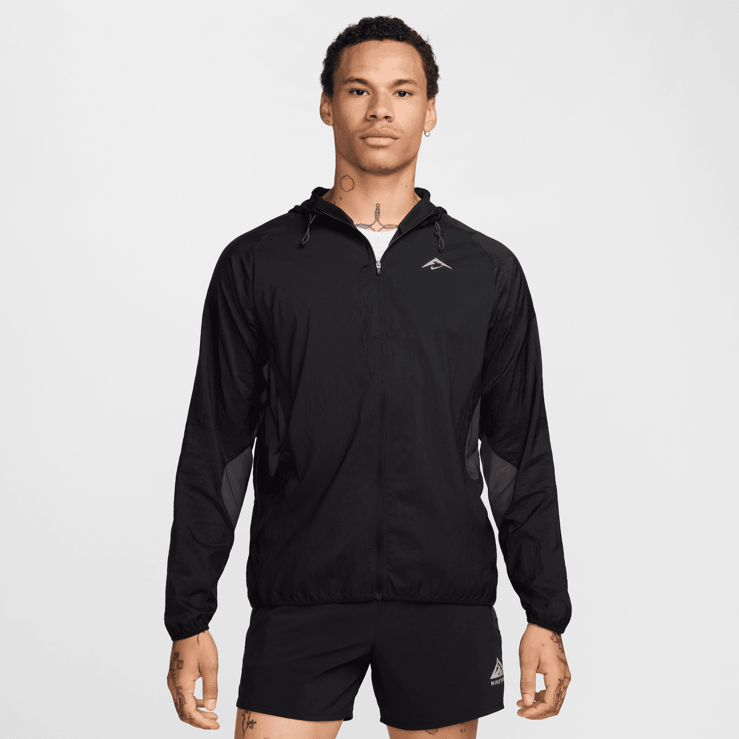 Nike Trail Jacke – Schwarz