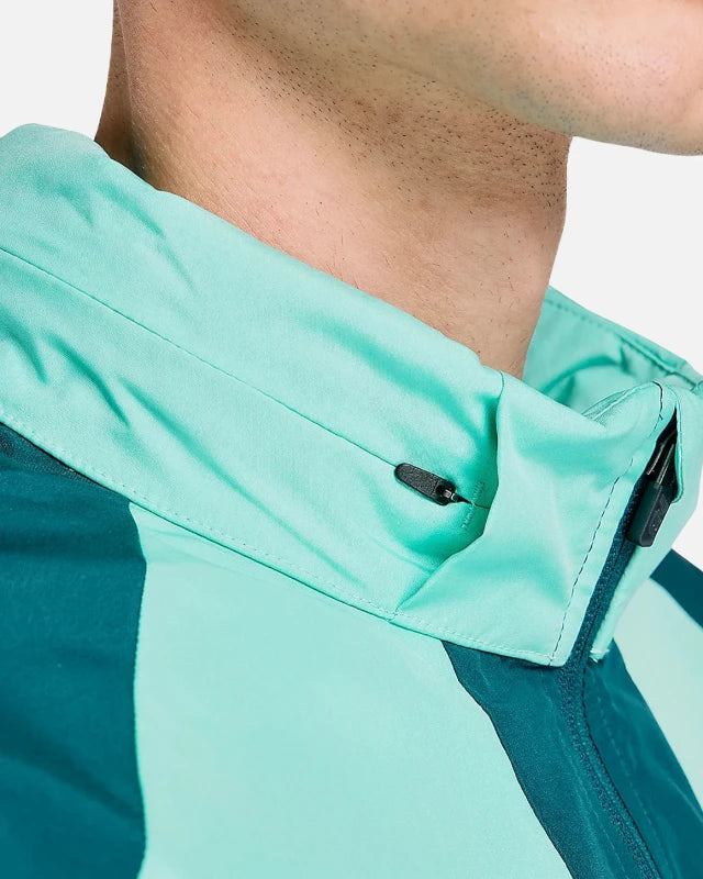 FootkornerVeste New Balance Utility Woven - Vert