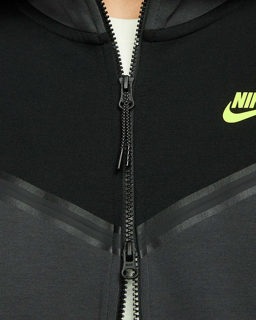Felpa con cappuccio Nike Tech Fleece - nera/grigia - Footkorner