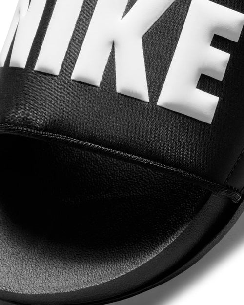 Claquettes Nike Offcourt - Noir/Blanc - Footkorner