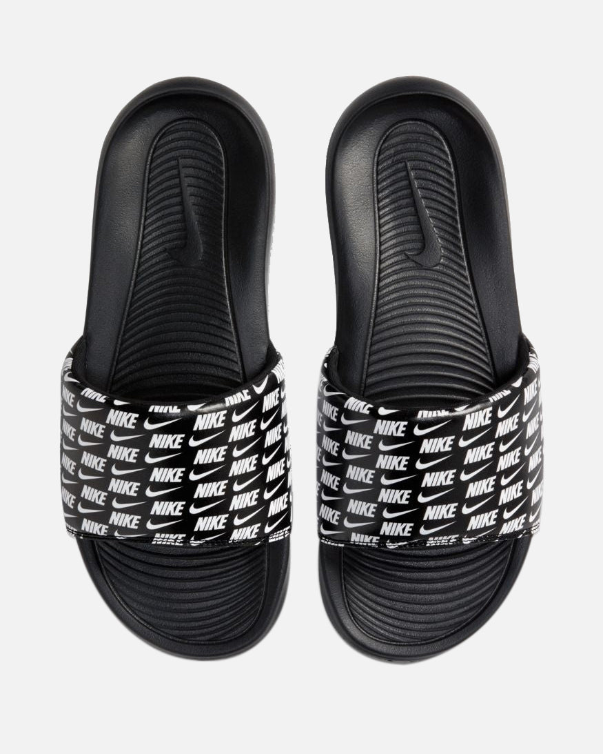 FootkornerNike Victori One Slides – Schwarz/Weiß