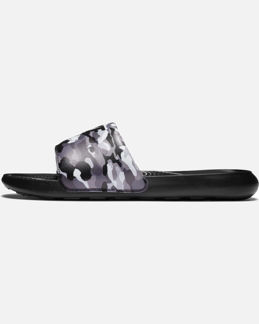 FootkornerClaquettes Nike Victori One - Noir/Gris
