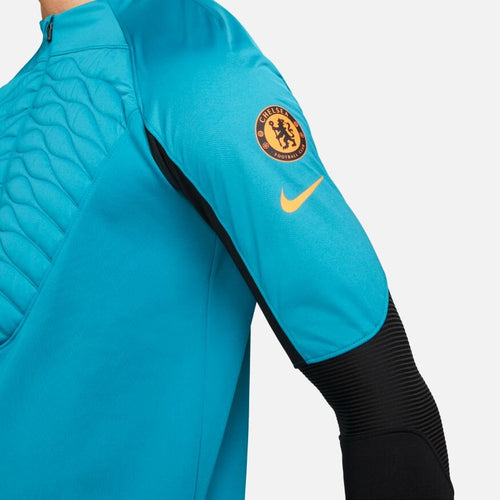 Chelsea Winter Warrior Trainingsoberteil 2021/2022 – Blau/Schwarz - Footkorner