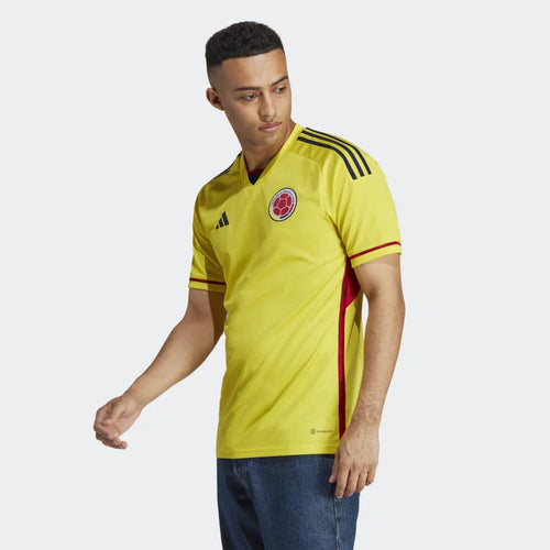 Camiseta de la equipación local de Colombia 2022/2023 - Amarillo/Negro/Rojo - Footkorner