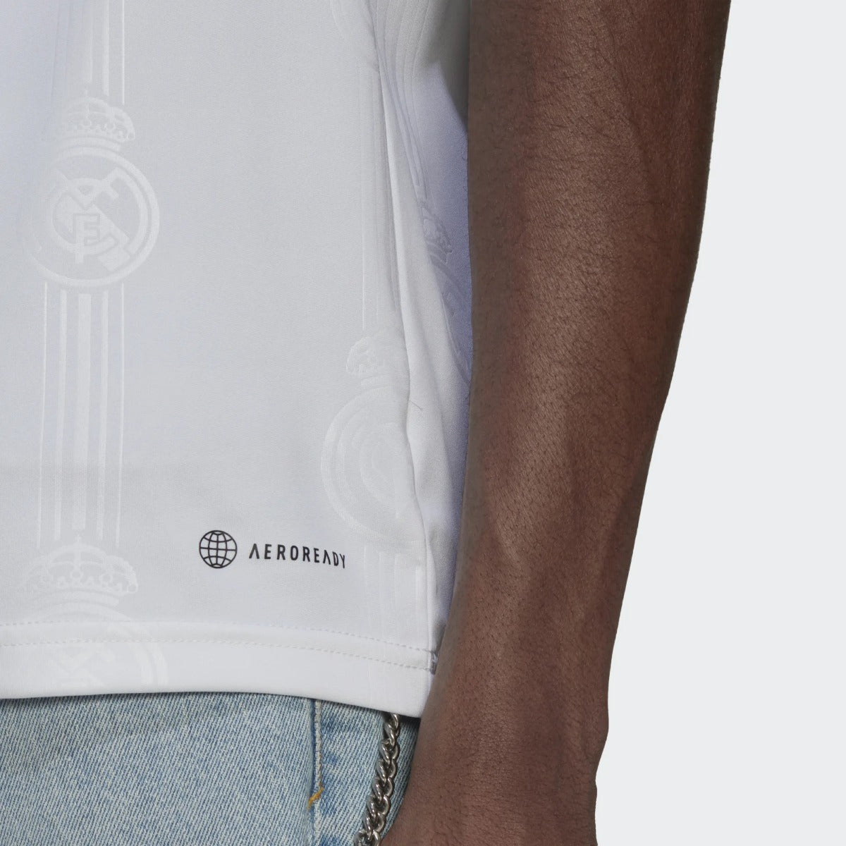 FootkornerMaillot Domicile Real Madrid 2022/2023 - Blanc/Noir/Violet