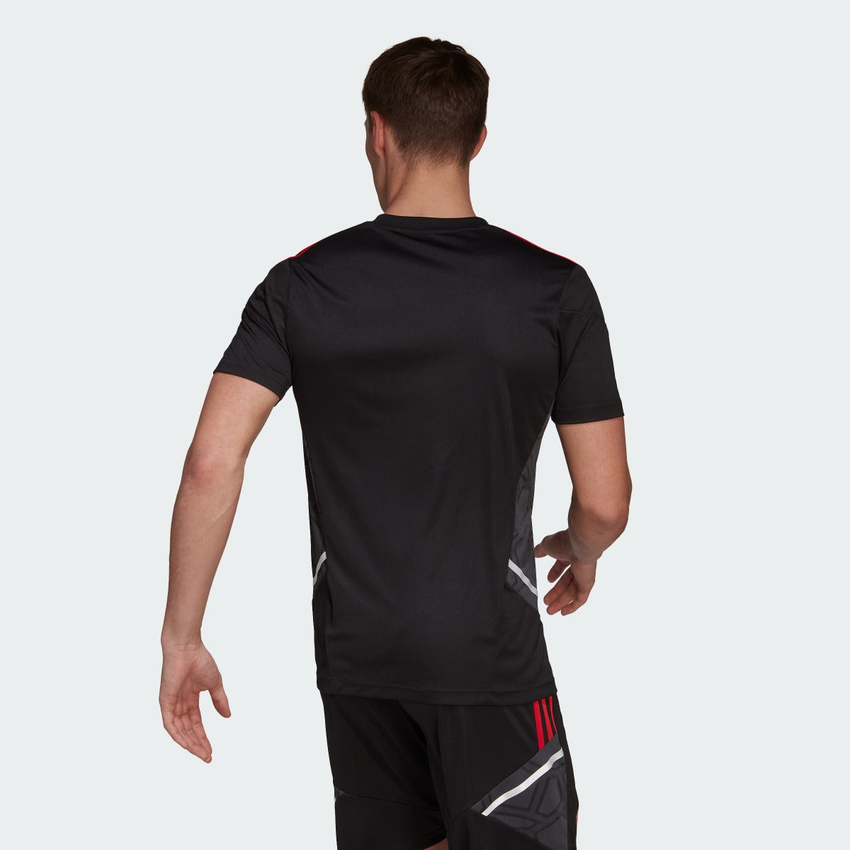 FootkornerCamiseta de entreno Manchester United 2022/2023 - Negro/Rojo