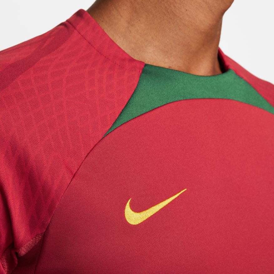 FootkornerPortugal Training Shirt 2022 - Red/Green