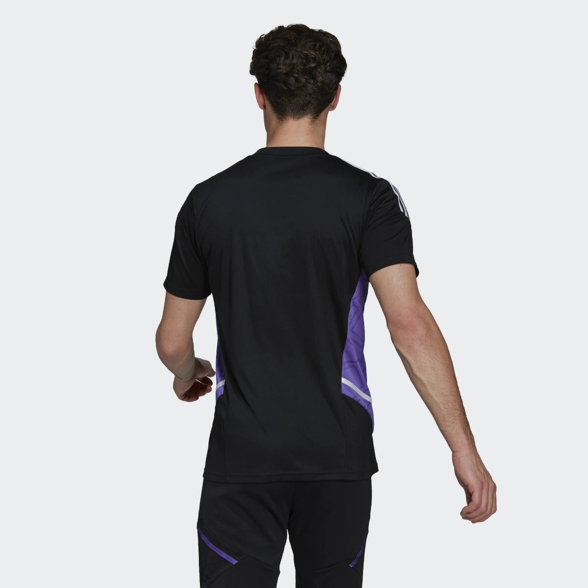 FootkornerMaillot d'entrainement Real Madrid 2022/2023 - Noir/Blanc/Violet