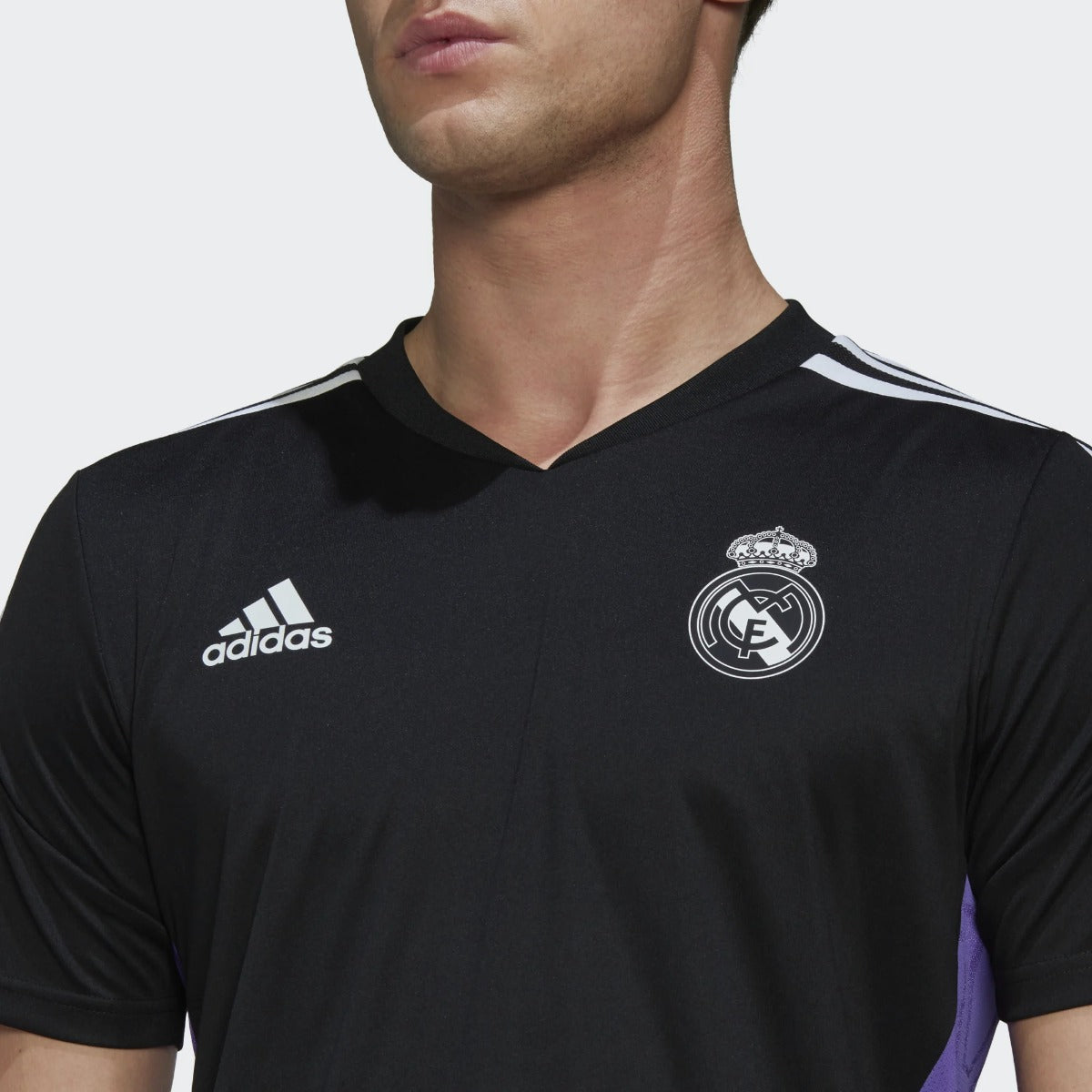 FootkornerMaillot d'entrainement Real Madrid 2022/2023 - Noir/Blanc/Violet