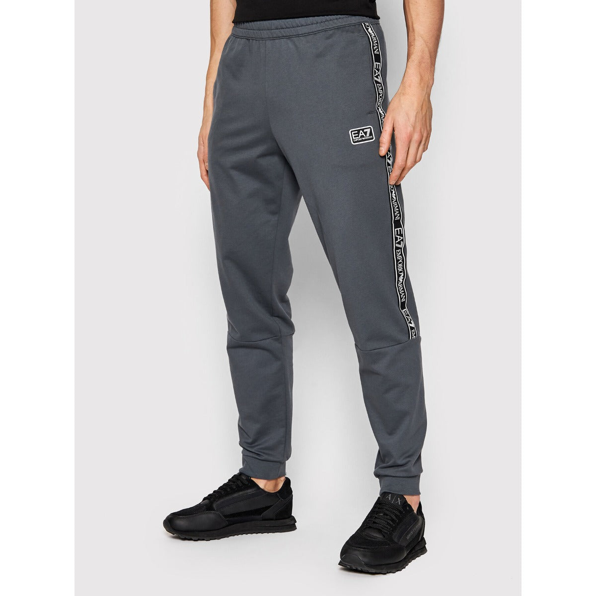 FootkornerPantalon Emporio Armani EA7 Logo Series - Gris/Noir/Blanc