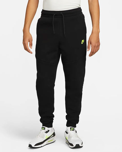 Pantalon Jogging Nike Sportswear Tech Fleece - Noir/Gris - Footkorner