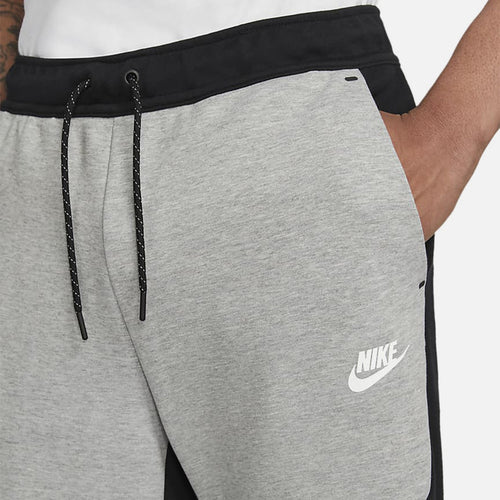 Pantalon jogging Nike Tech Fleece - Gris/Noir - Footkorner