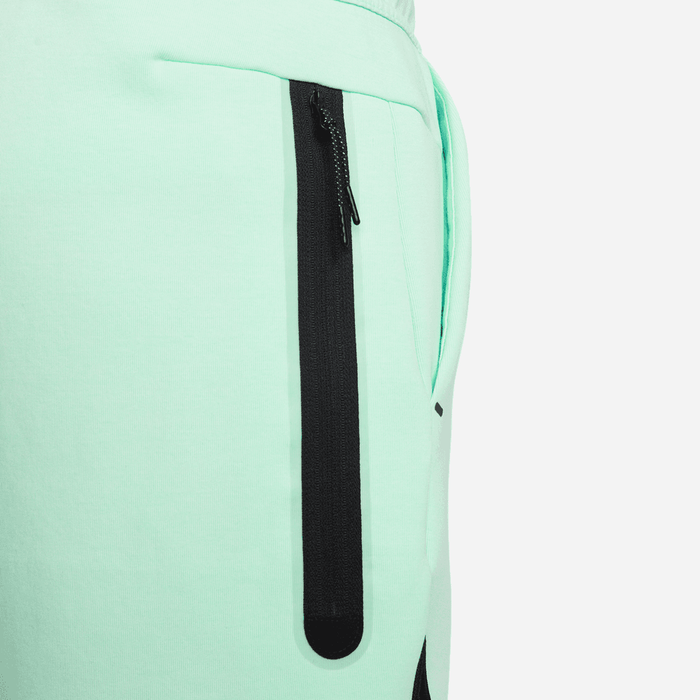 FootkornerPantalon jogging Nike Tech Fleece - Vert/Noir