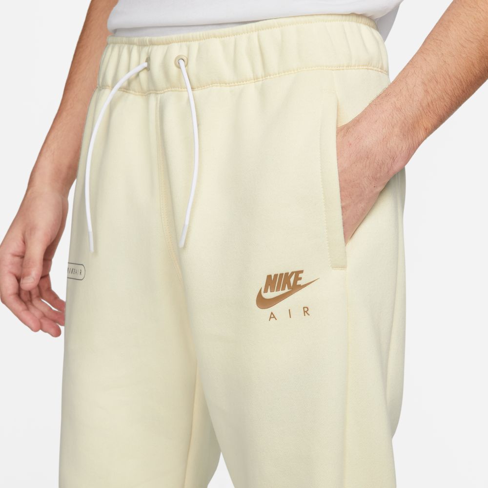 FootkornerGebürstete Nike Air Fleece-Hose – Beige