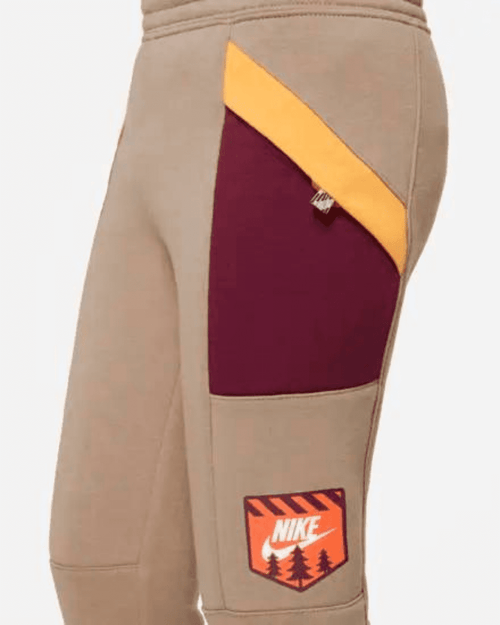 Pantalon Nike Great Outdoors FLC Enfant- Marron/Rouge - Footkorner