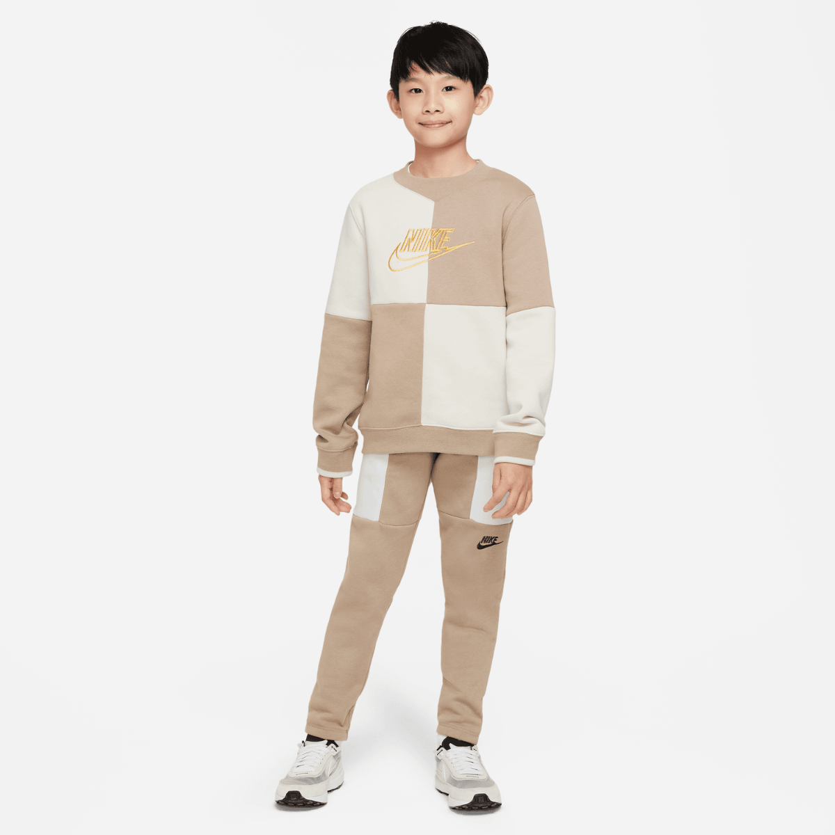 FootkornerPantalon Nike Sportswear Amplify Junior - Beige/Gris