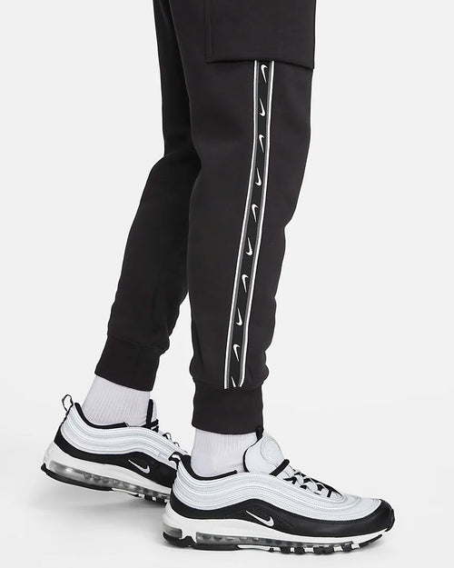 Pantalon Nike Sportswear Repeat - Noir/Blanc/Gris - Footkorner