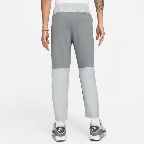 Pantalon Nike Sportswear Tech Essentials - Gris - Footkorner