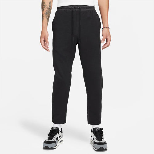 Nike Sportswear Tech Essentials Pants - Black - Footkorner