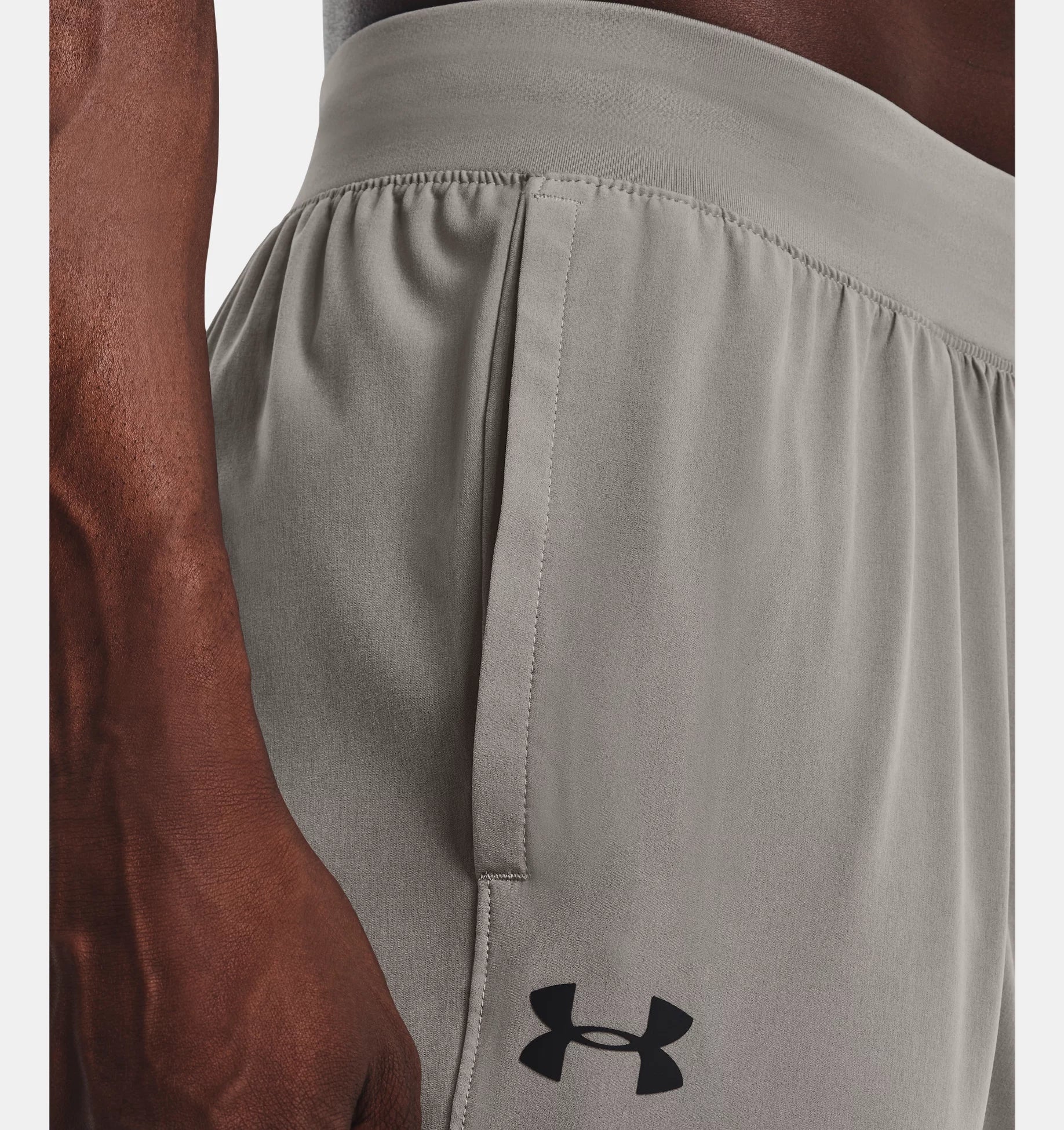 FootkornerPantalon Under Armour Stretch - Gris