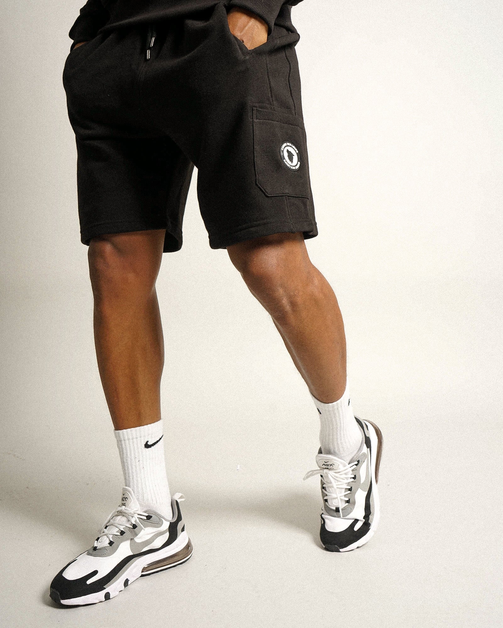 FootkornerComme des Loups Brooklyn Shorts – Schwarz