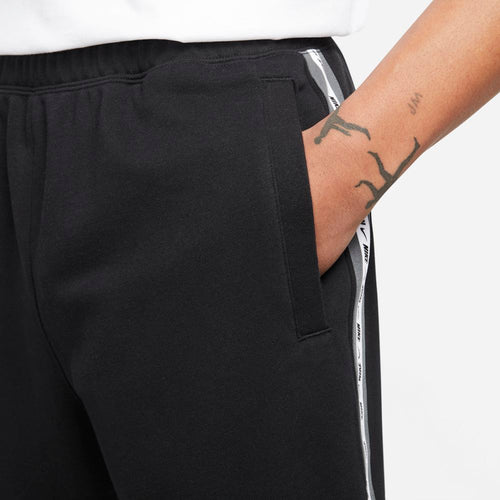Nike Sportswear Repeat French Terry Shorts - Black/White - Footkorner