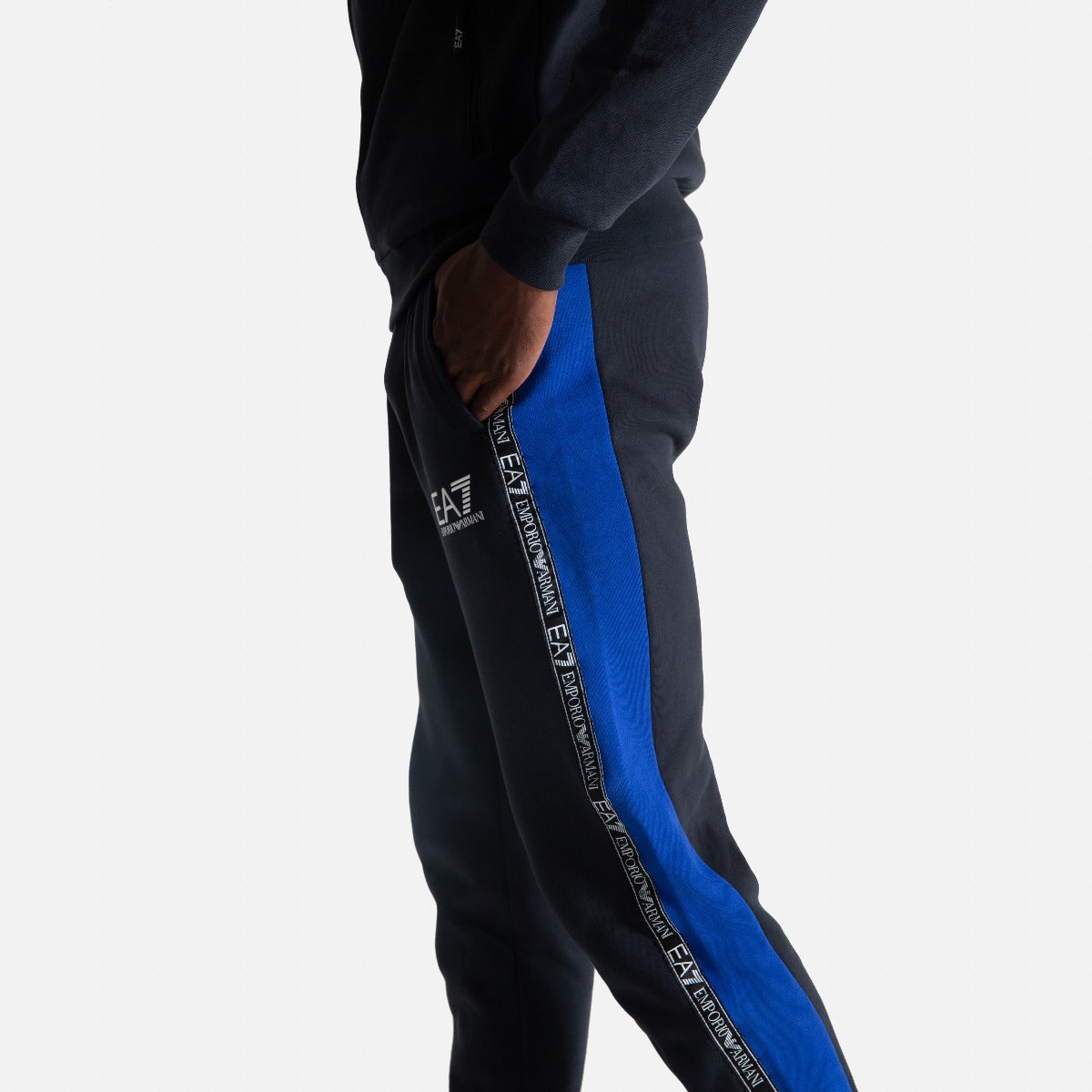 FootkornerEA7 Ventus 7 Dynamic Athleten-Trainingsanzug – Blau/Weiß/Schwarz
