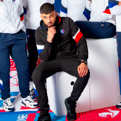 FK x Le Coq Sportif Trainingsanzug – Schwarz/Blau/Rot - Footkorner