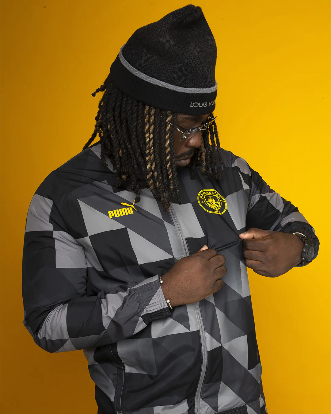 Manchester City Tracksuit 2022/2023 - Black/Grey/Yellow