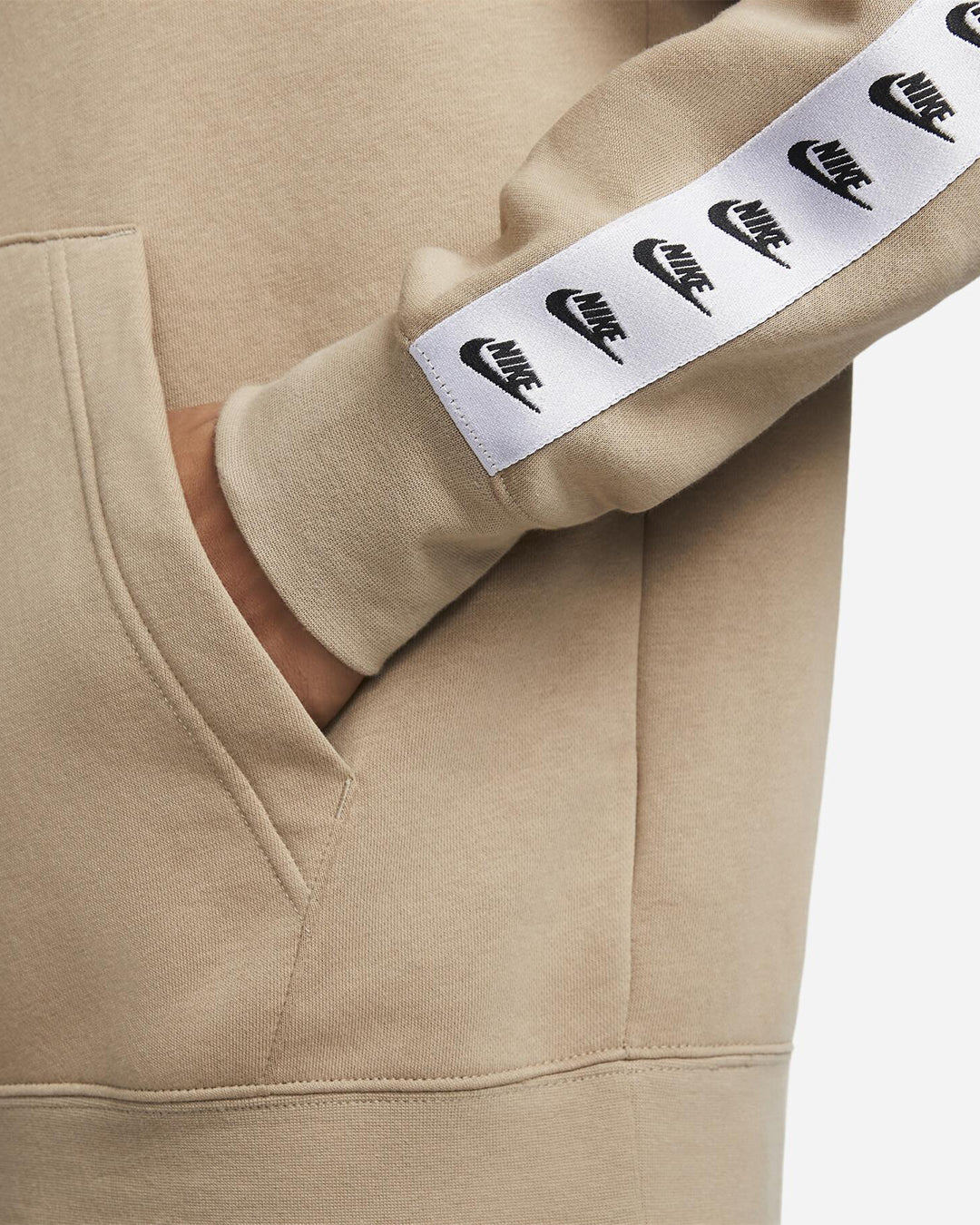 FootkornerNike Sportswear Essential Tracksuit - Beige/White/Black