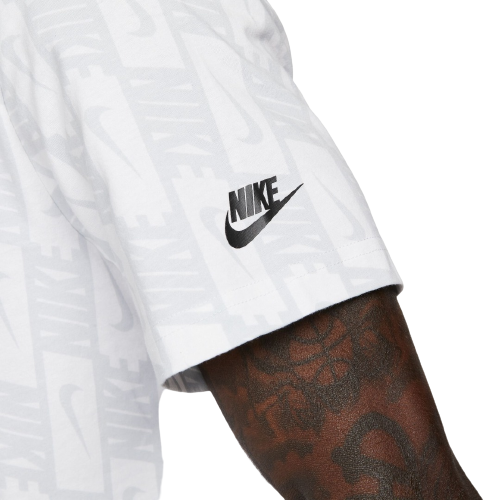 Nike Repeat T-shirt - White - Footkorner