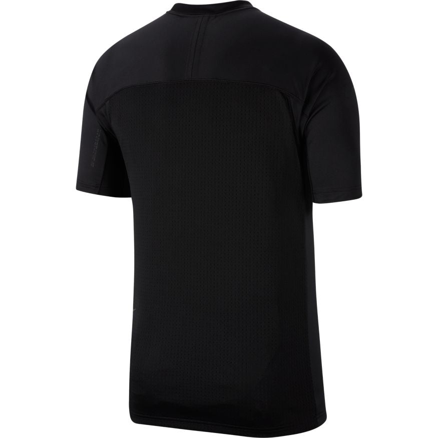 FootkornerT-shirt Nike Tech Pack - Noir