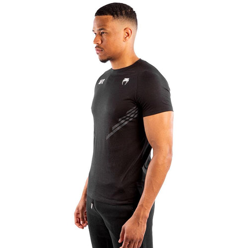 Venum UFC Replica T-Shirt – Schwarz/Weiß - Footkorner
