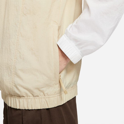 Nike Sportswear Woven Hooded Jacket – Beige/Weiß - Footkorner