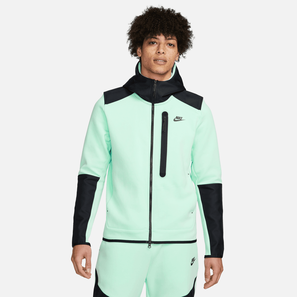 FootkornerWeste Nike Tech Fleece - Grün/Schwarz