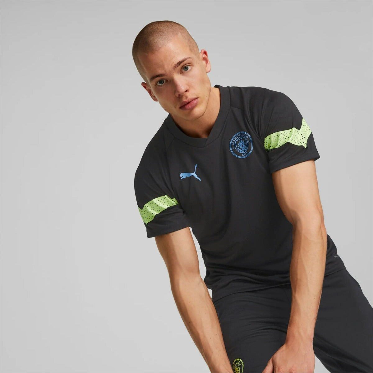 FootkornerCamiseta de entrenamiento Manchester City 2022/2023 - Negro/Amarillo